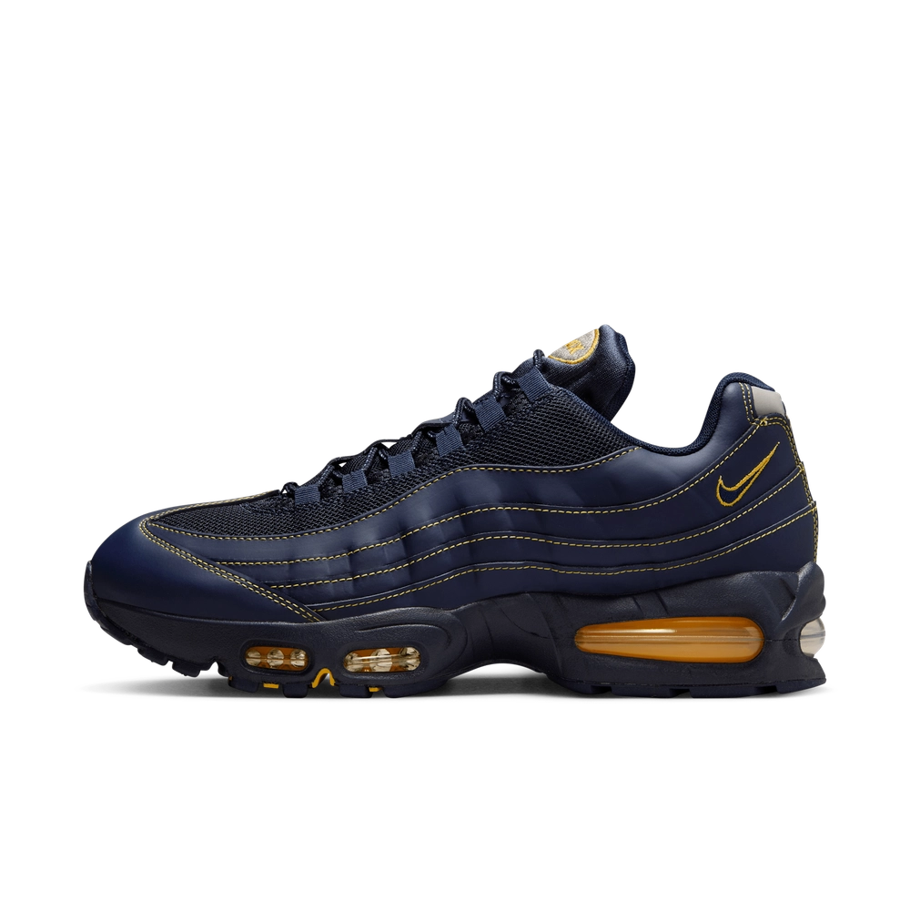 1A1B2D_Nike-Air-Max-95-OG-Big-Bubble_MICHIGAN_IB7936-400_img0