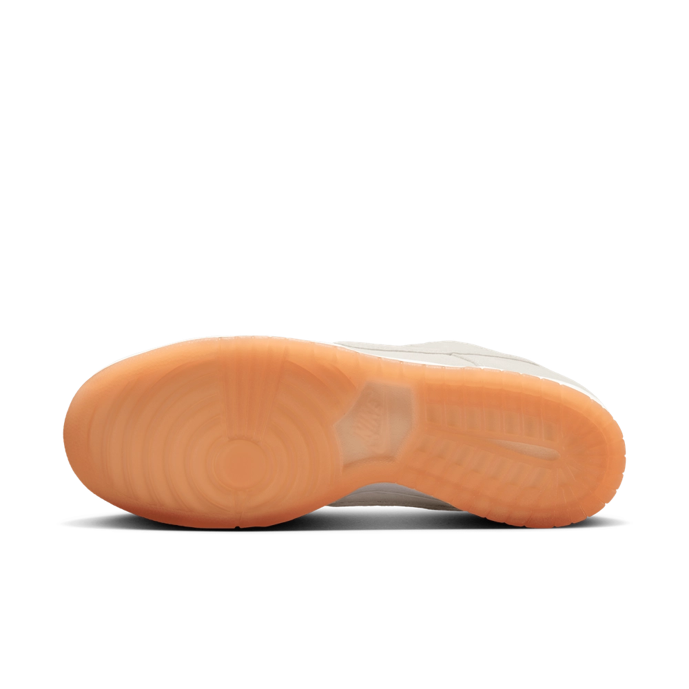 A39C85_Nike-SB-Dunk-Low-Pro-B_PALE-IVORY_HJ0367-100_img1