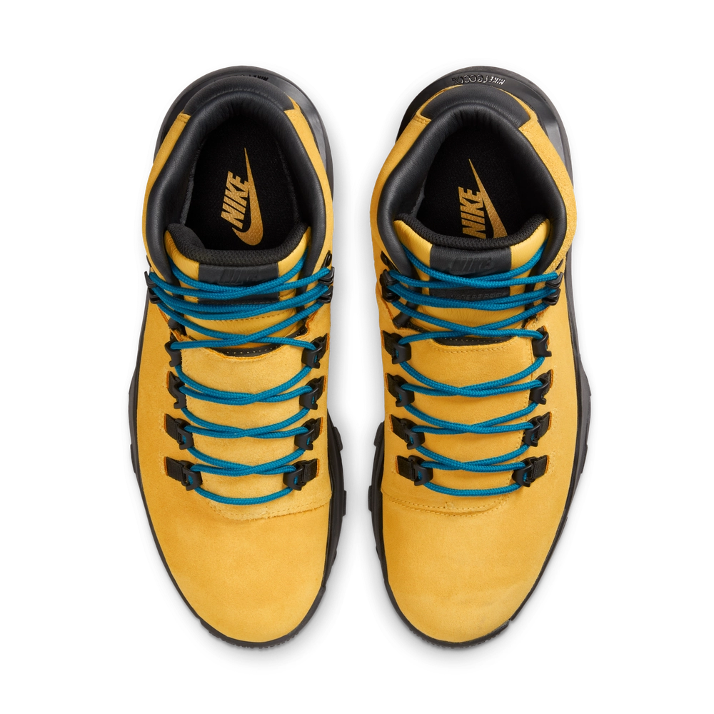 EABA50_Nike-Cygnal_SOLAR-FLARE_FV4332-700_img3