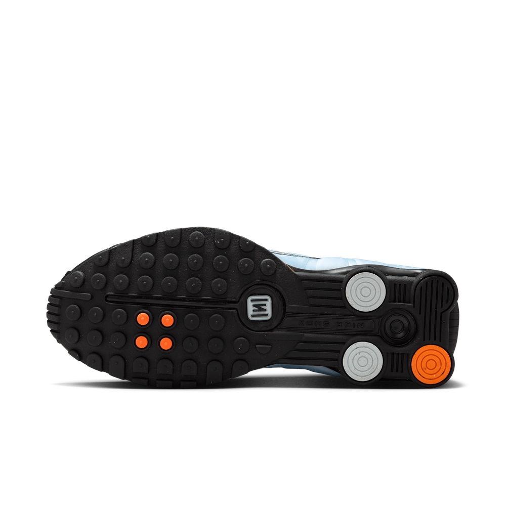 A8BEC8_Nike-Shox-R4-WMNS_BLUE-TINT_AR3565-401_img1