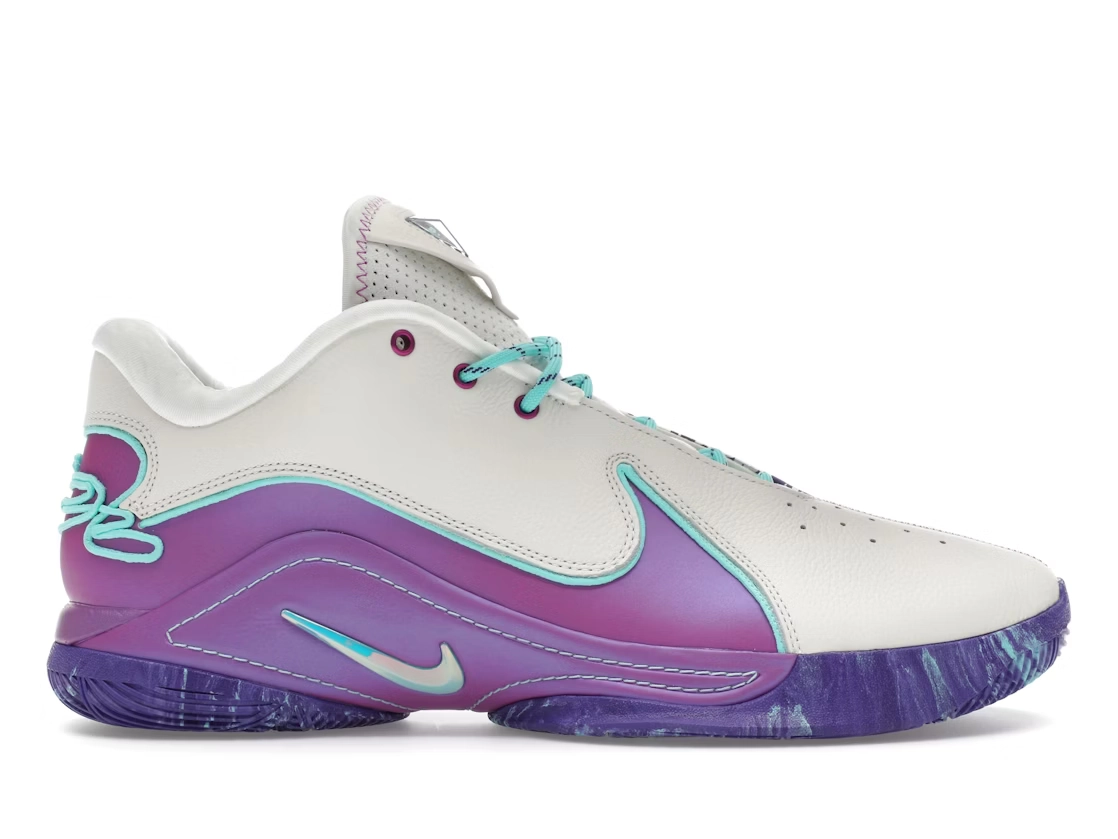 Nike LeBron 22 FROZEN GRAPES - view 0