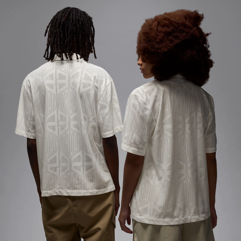 000000_Jordan-Flight-Knitted-Short-Sleeve-T-Shirt_SAIL_HF9363-133_img2