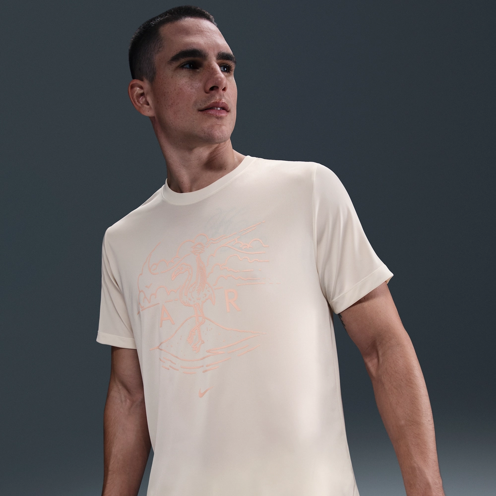 D7CCC2_Nike-Dri-FIT-Basketball-T-Shirt_PALE-IVORY_HJ3472-110_img0