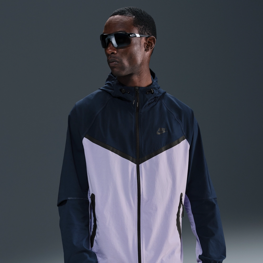 B3AABF_Nike-Tech-Woven-Jacket_HYDRANGEAS_HM7151-515_img0