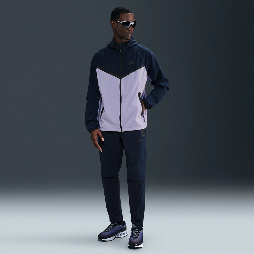 B3AABF_Nike-Tech-Woven-Jacket_HYDRANGEAS_HM7151-515_img2