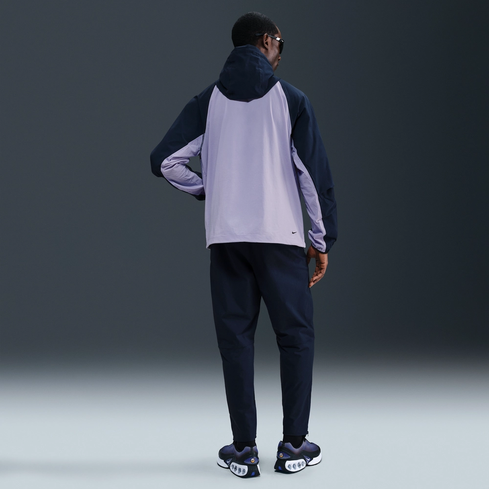 B3AABF_Nike-Tech-Woven-Jacket_HYDRANGEAS_HM7151-515_img3