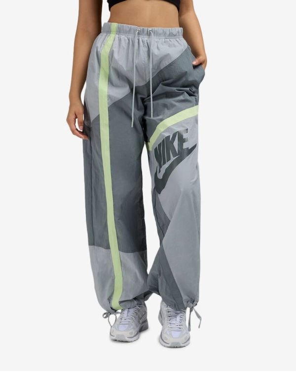 Nike Sportswear Mid-Rise Loose Open-Hem Pants SMOKE GREY LIME