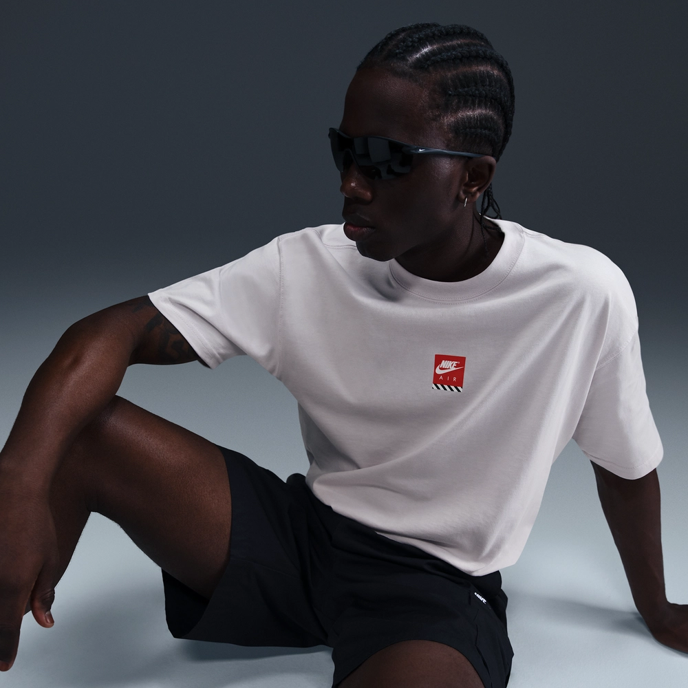 cb4341_Nike-Sportswear-T-shirt-Max90_VAST-GREY_HJ0768-078_img3