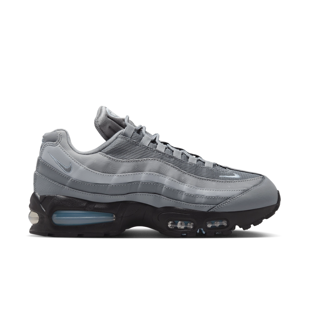 3C82DC_Nike-Air-Max-95_COOL-GREY-PSYCHIC-BLUE_IB7682-001_img2