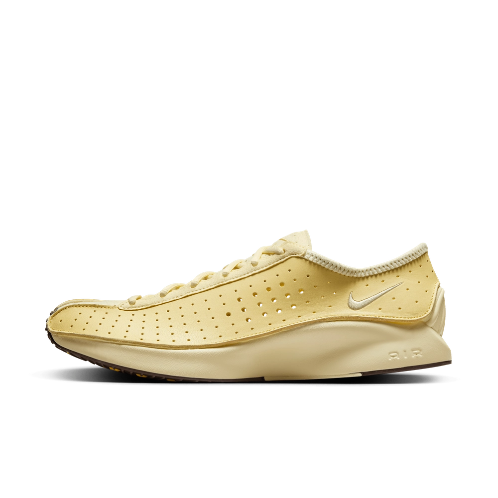 F3DDA6_Nike-Air-Superfly-WMNS_SOFT-YELLOW_HJ8082-700_img0