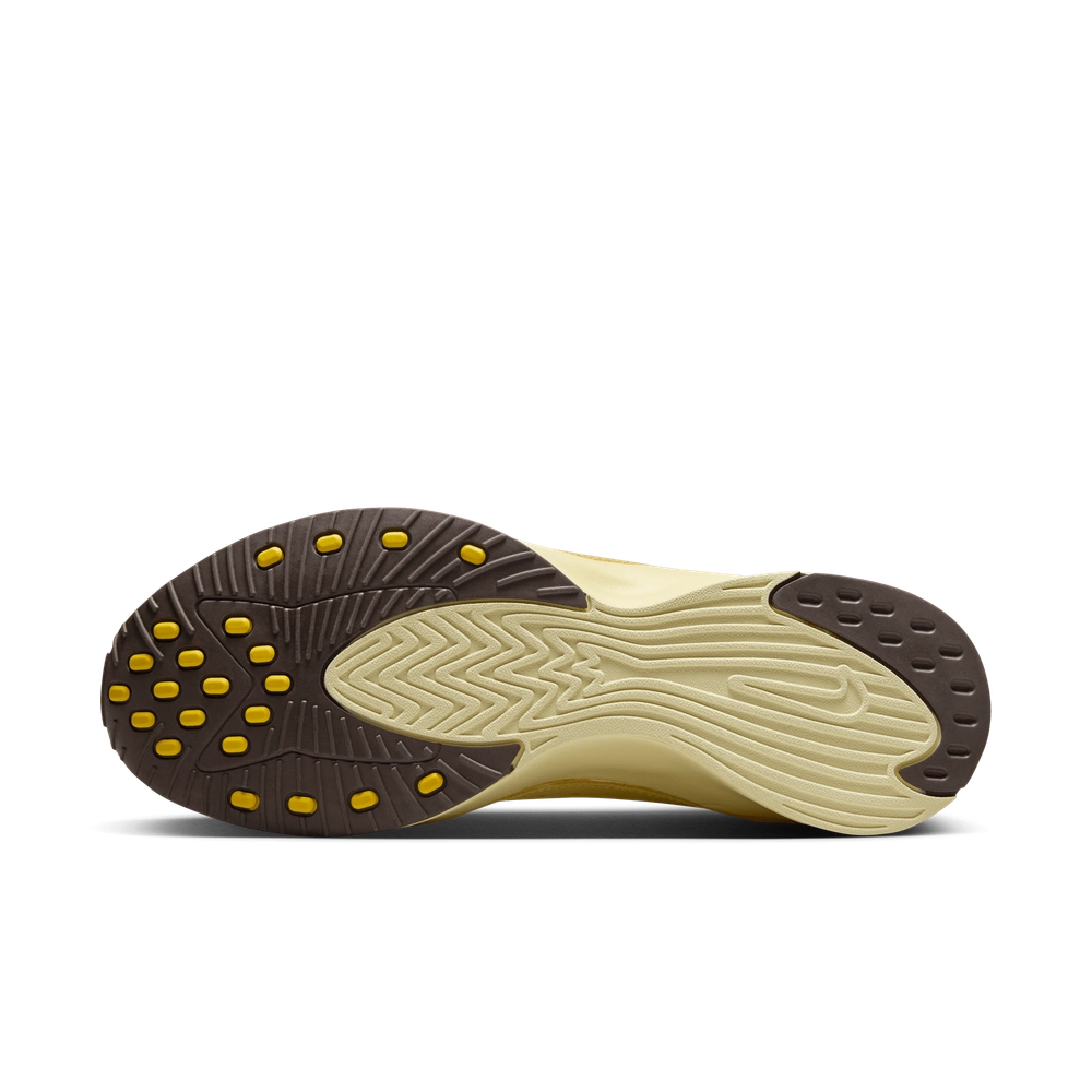 F3DDA6_Nike-Air-Superfly-WMNS_SOFT-YELLOW_HJ8082-700_img1