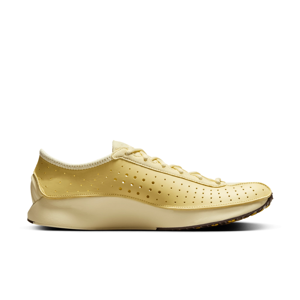 F3DDA6_Nike-Air-Superfly-WMNS_SOFT-YELLOW_HJ8082-700_img2