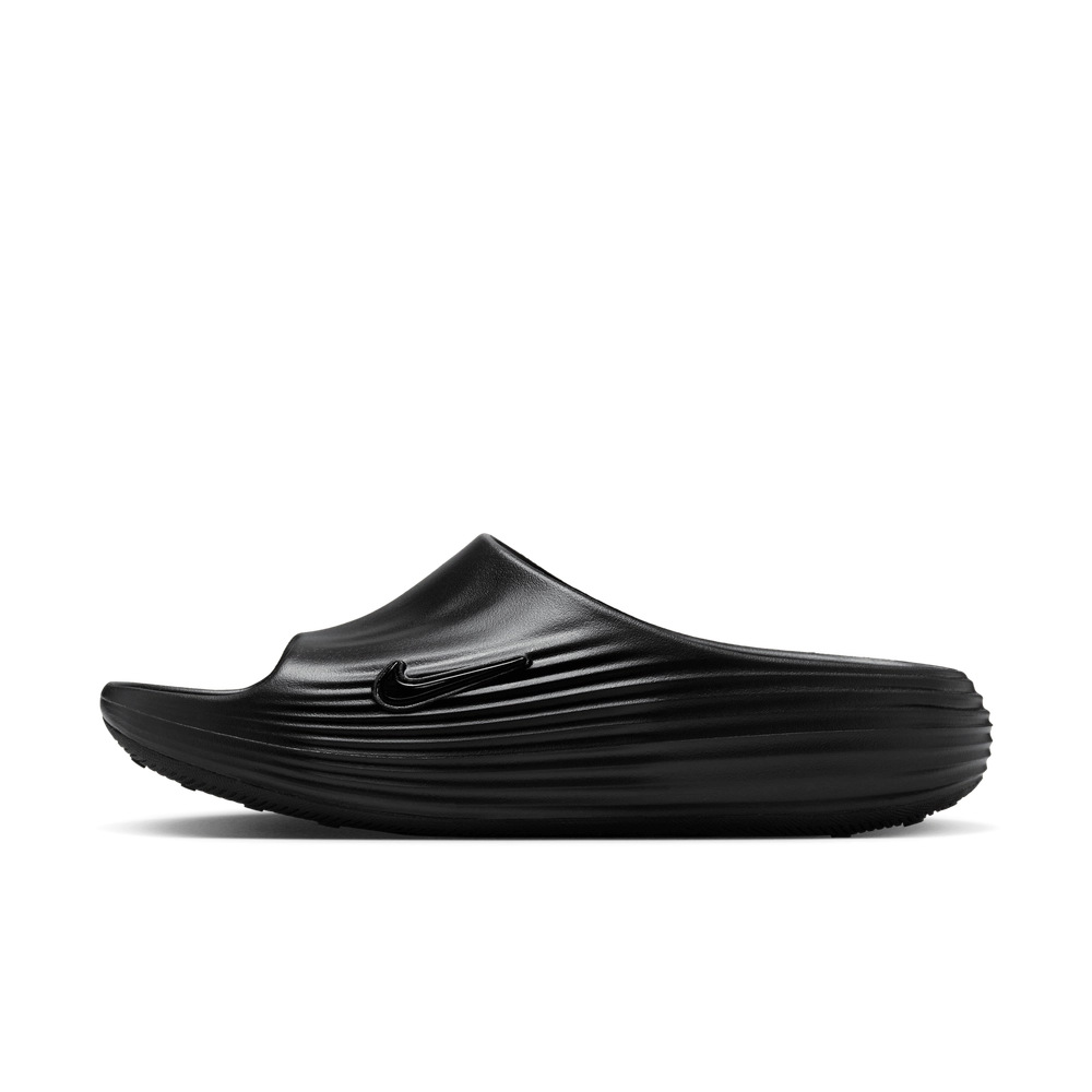 1F1F1F_Nike-ReactX-Rejuven8-Slide_TRIPLE-BLACK_HV4479-001_img1