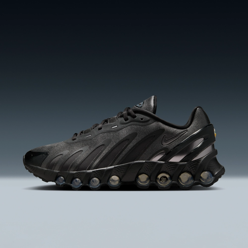 000000_Nike-Air-Max-Dn8-WMNS_BLACK-METALLIC-DARK-GREY_HF5509-002_img0