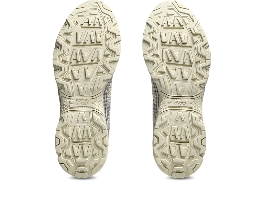 837FAA_Story-mfg.-x-ASICS-Gel-Venture-6_VANILLA-VIOLET-QUARTZ_1203A712-250_img5