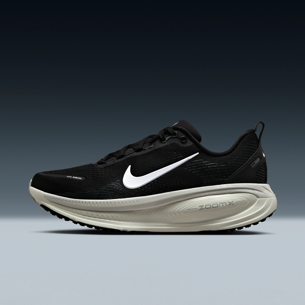 1F1F1F_Nike-Vomero-18_Black-Coconut-Milk_HM6803-007_img1