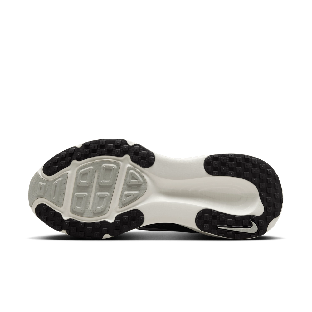 1F1F1F_Nike-Vomero-18_Black-Coconut-Milk_HM6803-007_img4