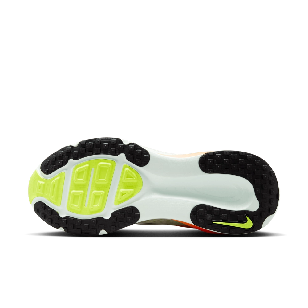 F65E01_Nike-Vomero-18_BARELY-GREEN-HYPER-CRIMSON_HM6803-300_img1