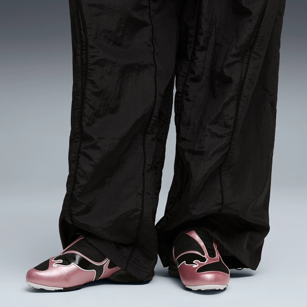 BE8D9B_Puma-V-S1-Metallic_BLACK-POISED-PINK_402953-01_img1