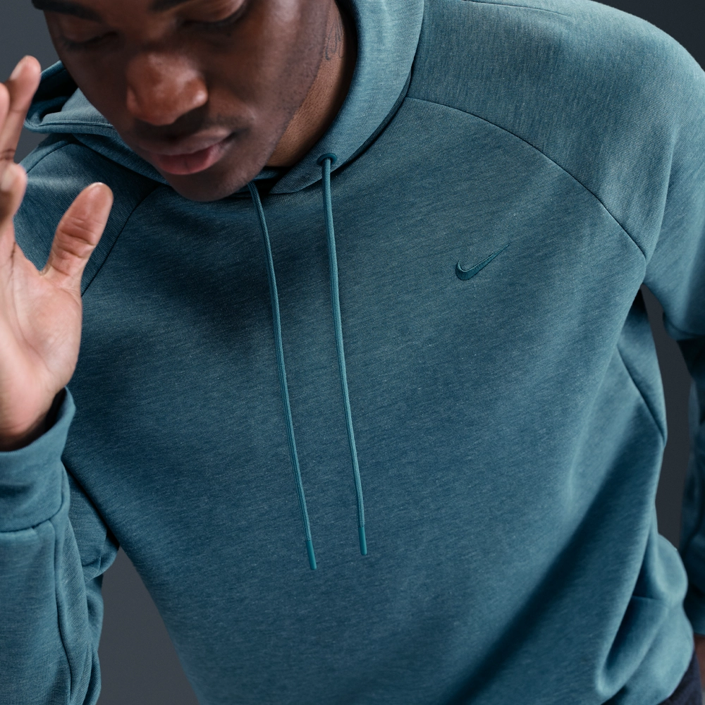 65b2c2_Nike-Fleece-Dri-FIT-UV-Pullover_SMOKEY-BLUE_FZ0969-006_img3