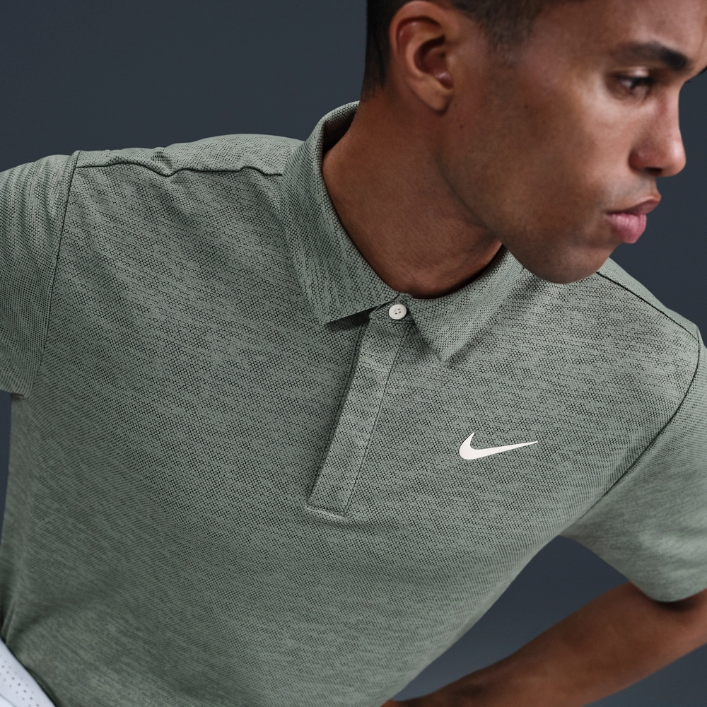 90ad4c_Nike-Tour-Dri-FIT-Jacquard-Golf-Polo_CLAY-GREEN_FZ7475-364_img3