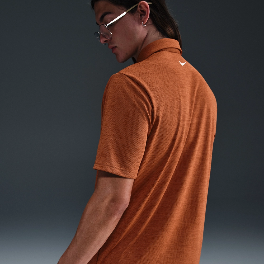 1F1F1F_Nike-Tour-Dri-FIT-Jacquard-Golf-Polo_DESERT-ORANGE_FZ7475-802_img2