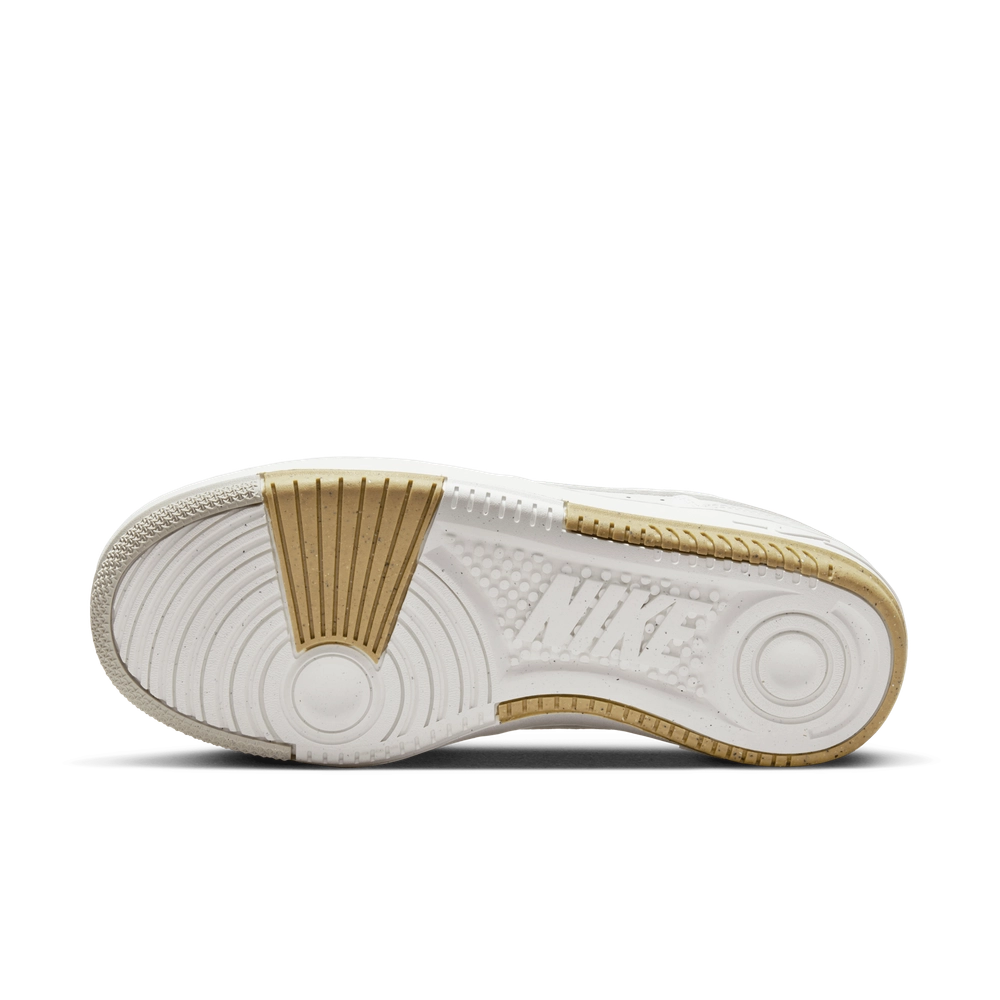 D1CAC7_Nike-Gamma-Force-WMNS_WHITE-LIGHT-BONE_DX9176-103_img2