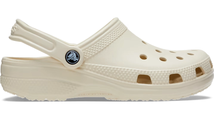 CBBCA1_Crocs-Classic-Clog_BONE_10001-2Y2_img0