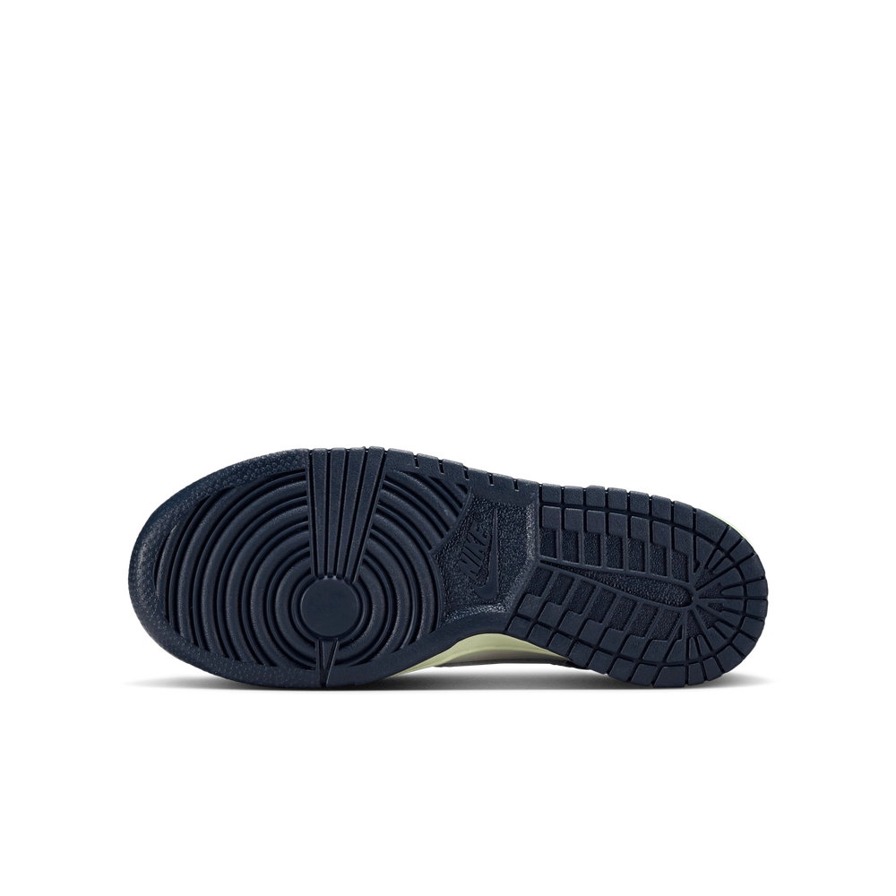 D5DEB8_Nike-Dunk-Low-GS_MIDNIGHT-NAVY-VOLT-TINT_FB9109-127_img1