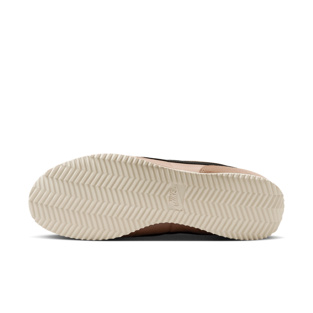 997360_Nike-Cortez-WMNS_DESERT-SAIL_IF1764-200_img1
