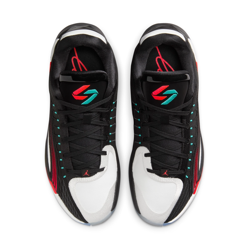 BE020A_Jordan-Luka-4_BLOODLINE_HF0823-001_img3