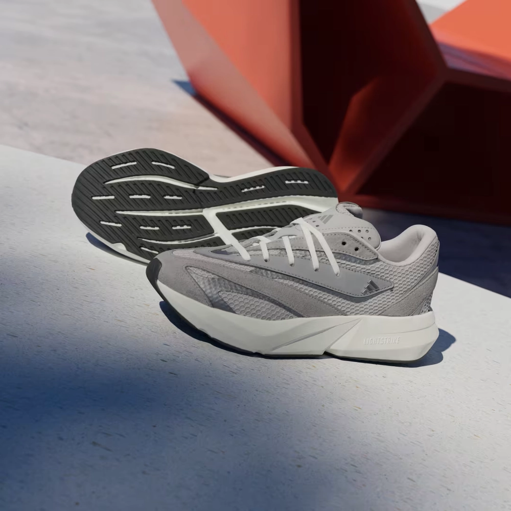 969696_adidas-Lightblaze-WMNS_GREY-IRON-METALLIC_IH8606_img1