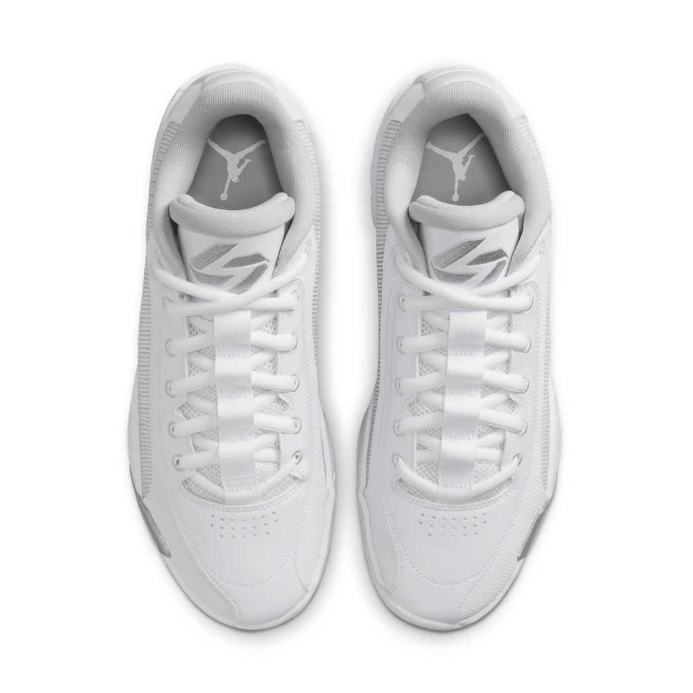 E6E6E6_Jordan-Luka-.77_BACK-TO-SCHOOL_HF0806-100_img3