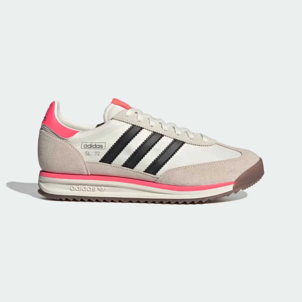 FC5569_Mercedes-x-adidas-SL-72-RS_OFF-WHITE-TURBO_JQ9827_img0