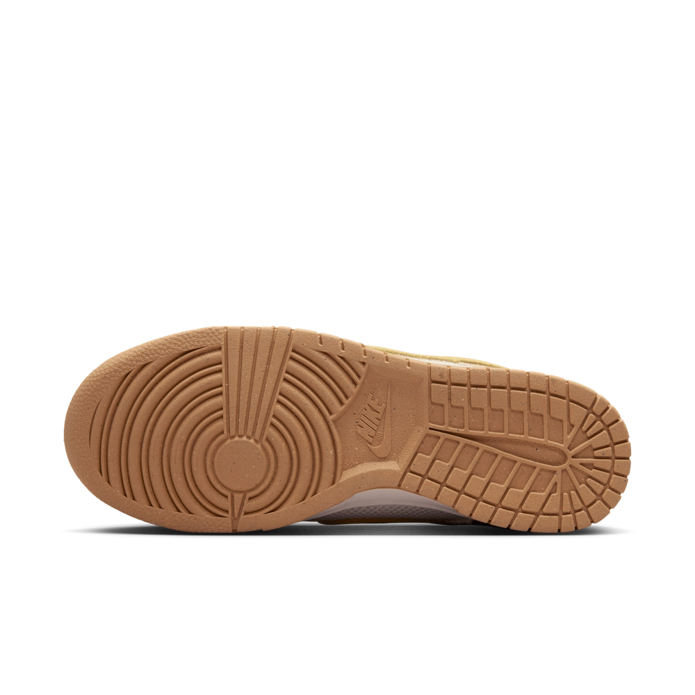 B19B58_Nike-Dunk-Low-Next-Nature-SE-WMNS_TEAM-GOLD_HJ5864-700_img1