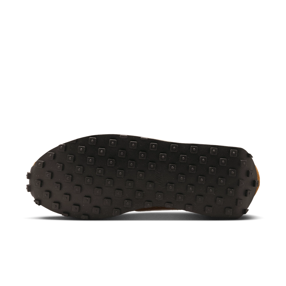 956122_Nike-LD-1000_BAROQUE-BROWN_IB8868-222_img1