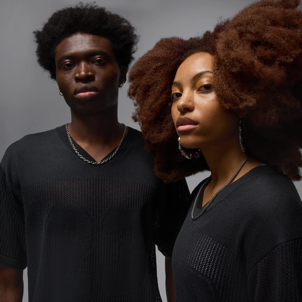 000000_Jordan-Knit-Football-Jersey_BLACK_HQ0766-045_img2