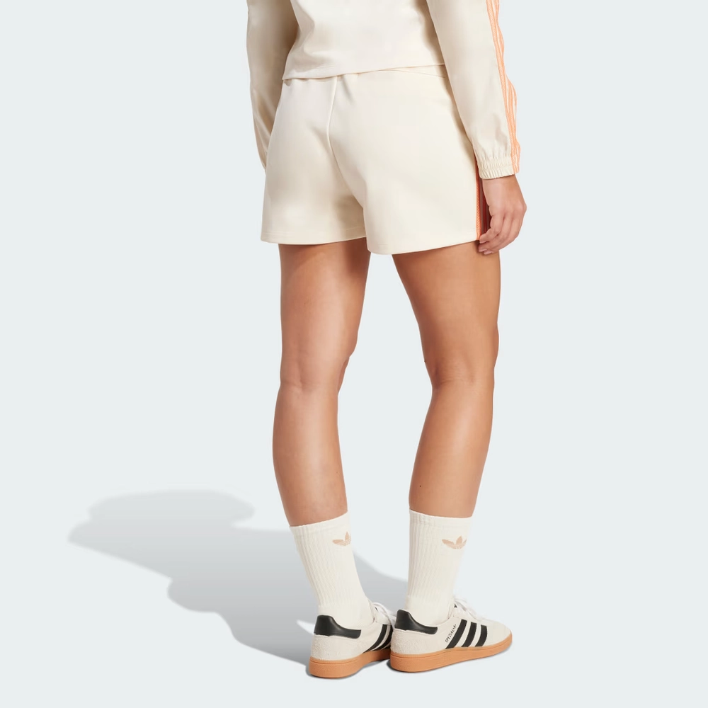 fff4e8_adidas-Summer-Glow-Classic-Short_WONDER-WHITE_KC0681_img3