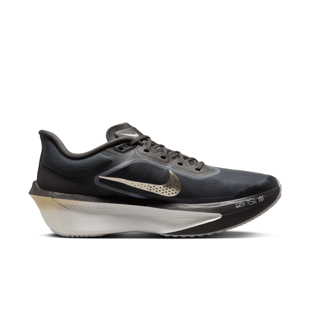 191514_Nike-Zoom-Fly-6_JAKOB-INGEBRIGTSEN_HQ3043-200_img2