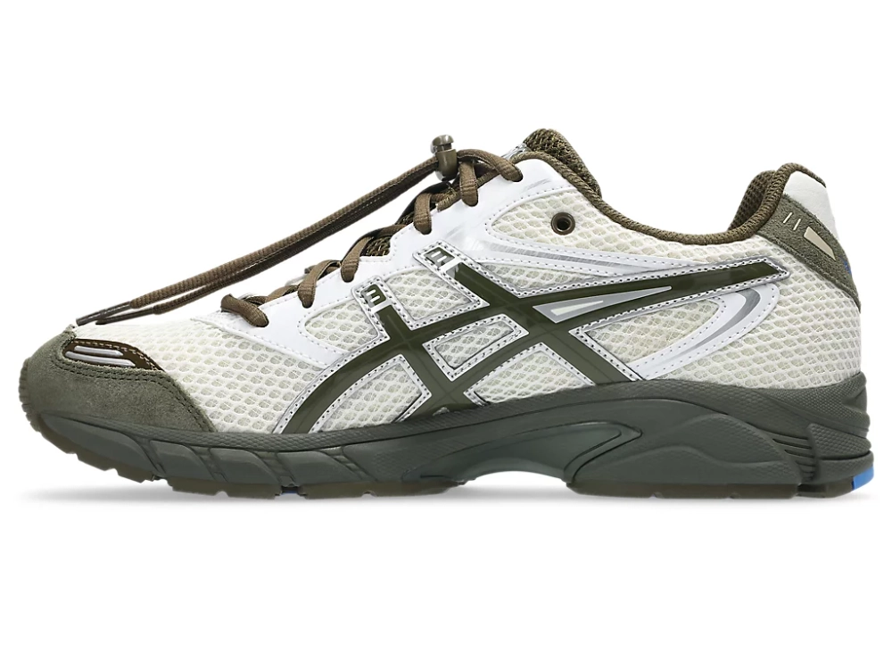 483925_Temptation-Vacation-x-Asics-GEL-DS-Trainer-14_CREAM-OLIVE-CANVAS_1203A810-101_img2
