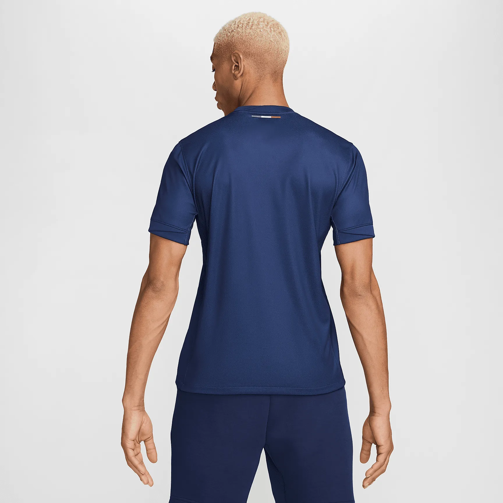 1E2F50_Nike-Soccer-Replica-Jersey-2025_PSG-STADIUM-HOME_FN8795-411_img1