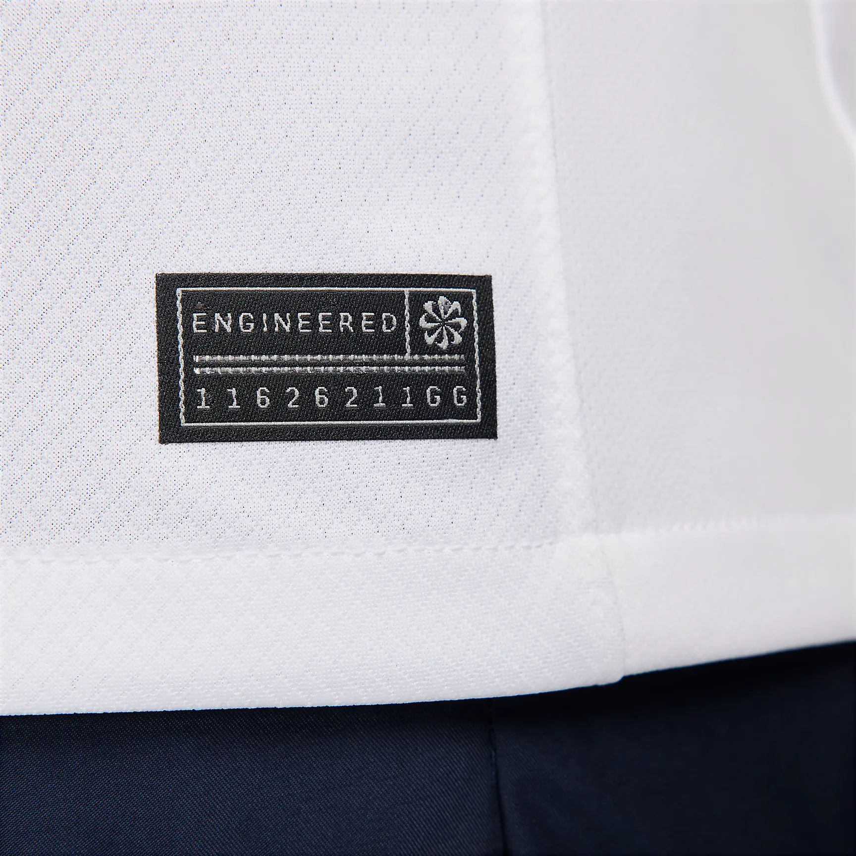 273151_Nike-Soccer-Replica-Jersey-202425-WMNS_PSG-STADIUM-AWAY_FN8972-101_img5