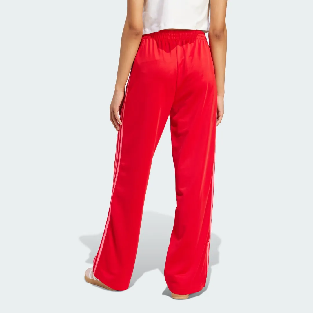 ed1833_adidas-Adicolor-Classic-Firebird-Loose-Track-Pants_BETTER-SCARLET_JW1225_img3