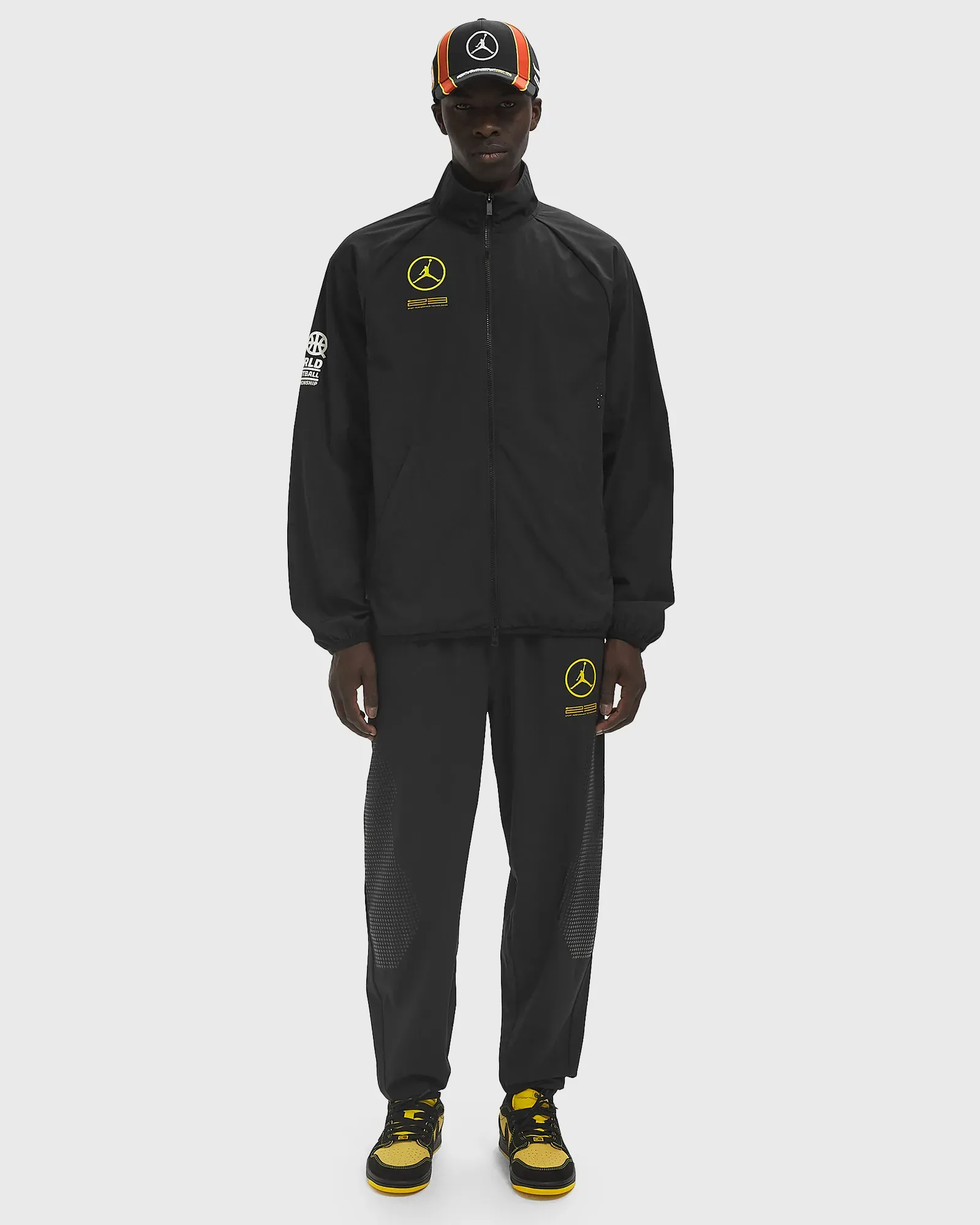 000000_Quai-54-x-Jordan-Jam-Pant_BLACK_HV6699-010_img1