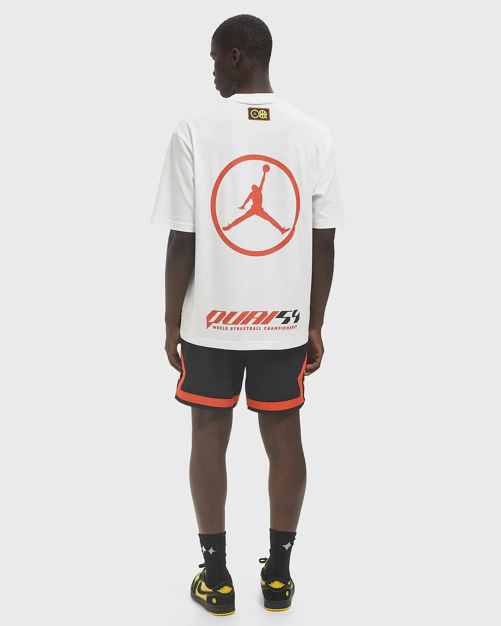 000000_Quai-54-x-Jordan-Tee-Shirt_SUMMIT-WHITE_HV6712-121_img1