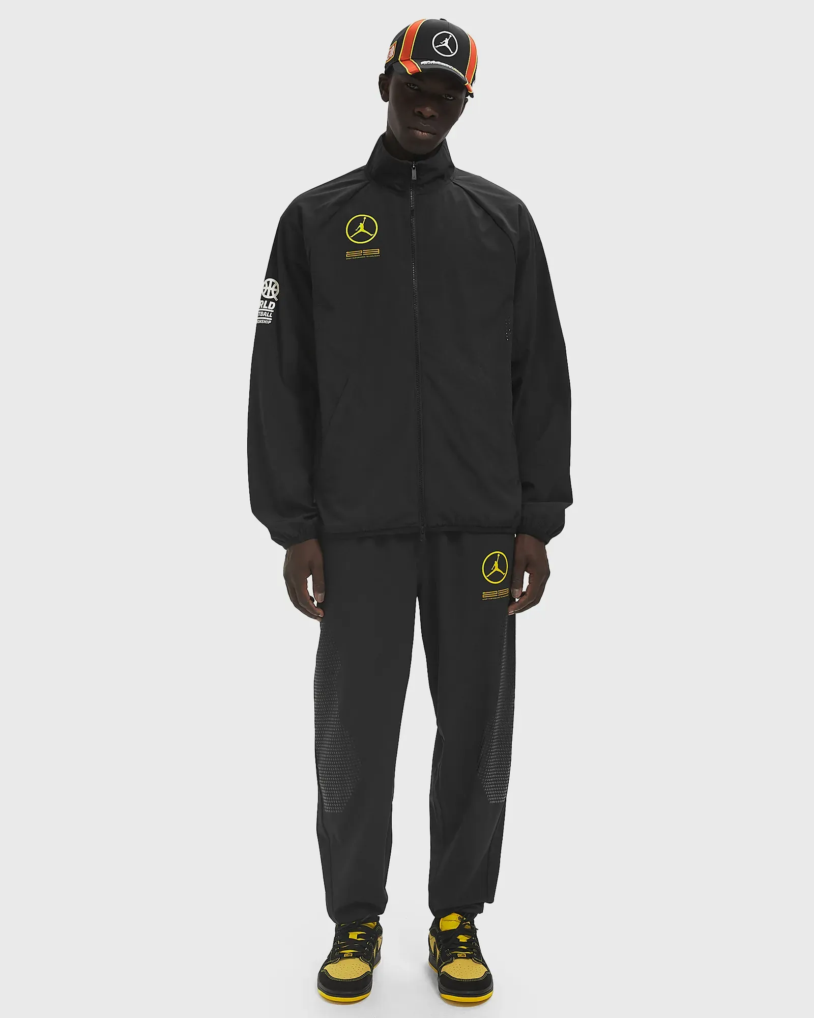 000000_Quai-54-x-Jordan-Jam-Jacket_BLACK_HV6709-010_img2
