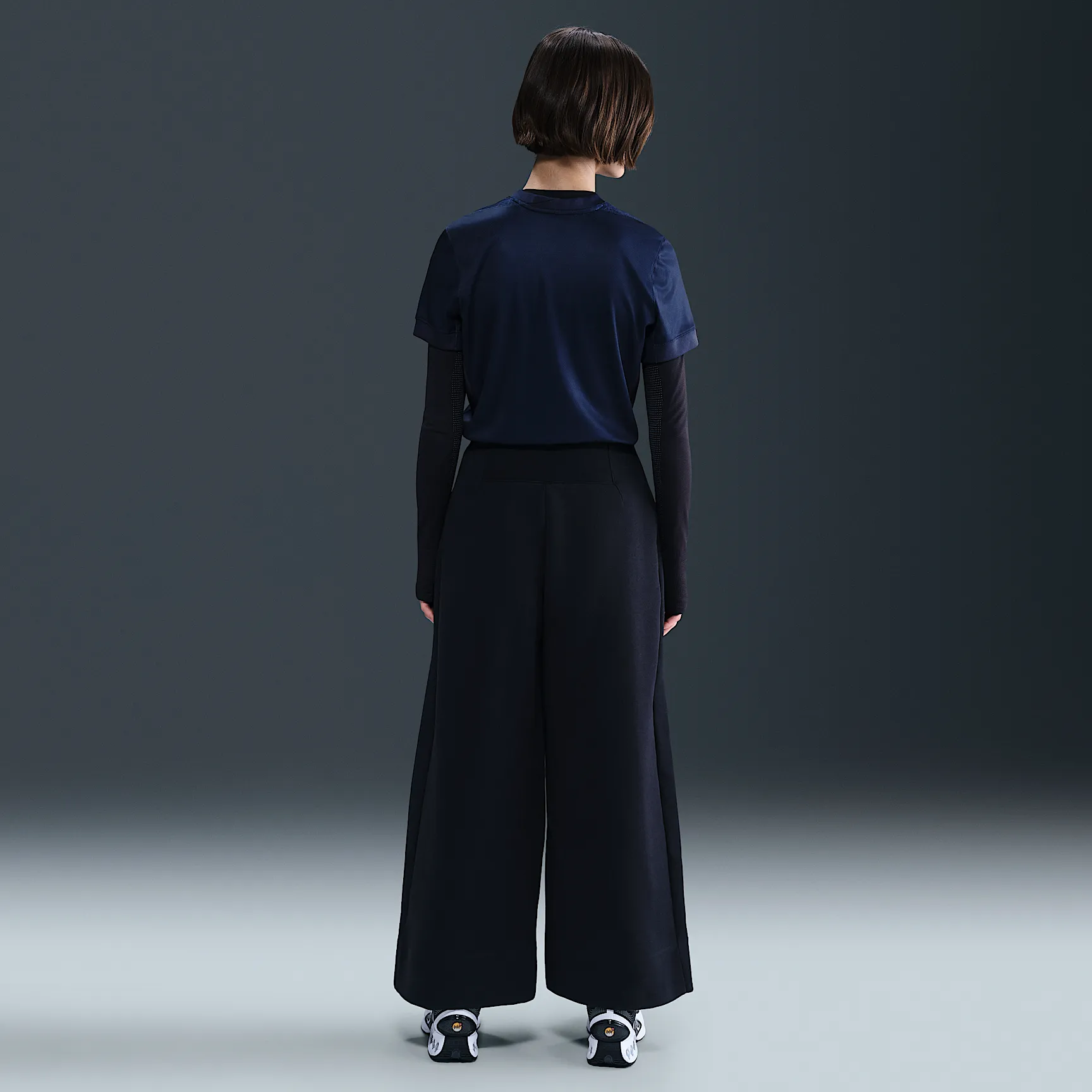 161B34_Nike-Replica-Jersey-Dri-Fit-ADV-202526-WMNS_PSG-STADIUM-HOME_HJ5101-411_img5