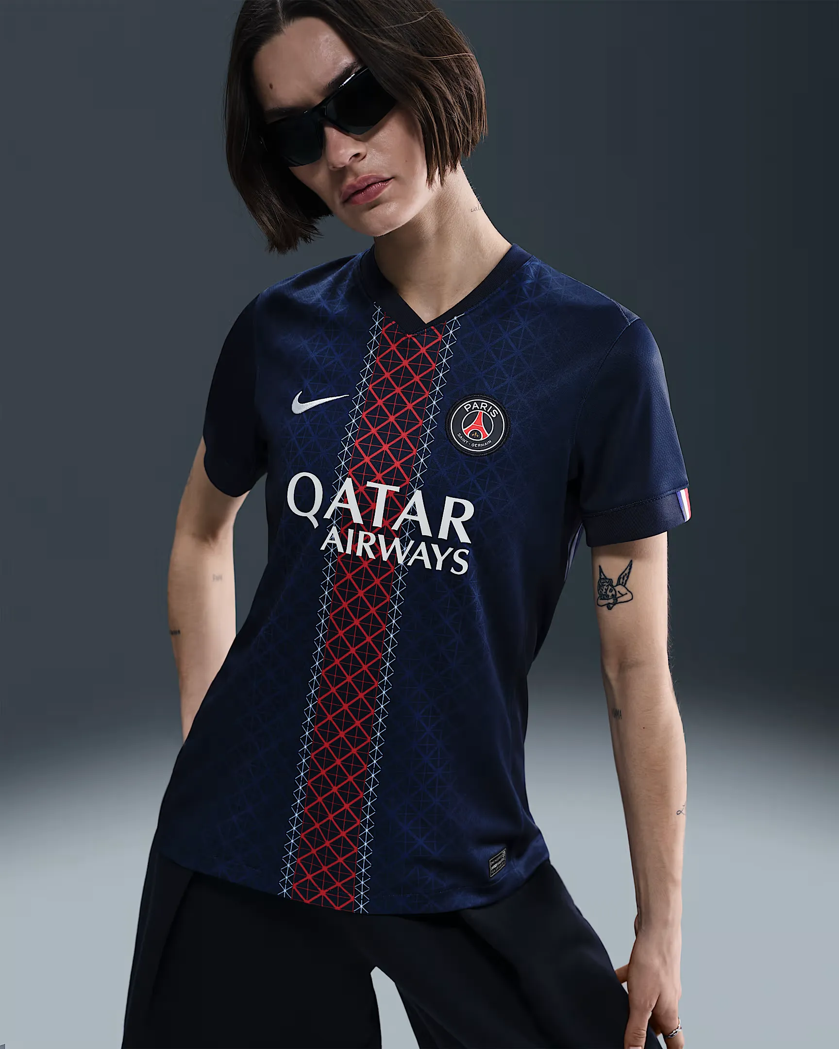 161B34_Nike-Replica-Jersey-Dri-Fit-ADV-202526-WMNS_PSG-STADIUM-HOME_HJ5101-411_img0