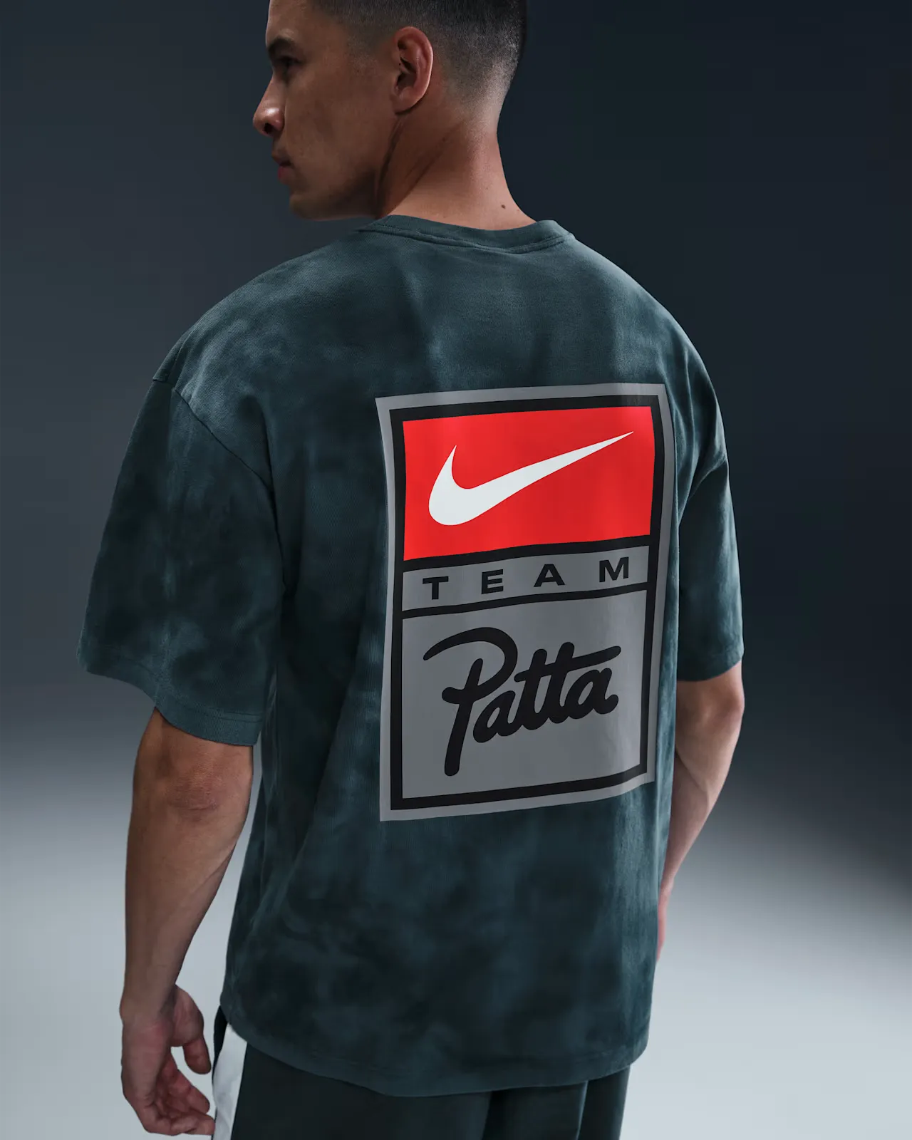 364F62_Patta-x-Nike-T-shirt_SQUADRON-BLUE_HQ3907-416_img3