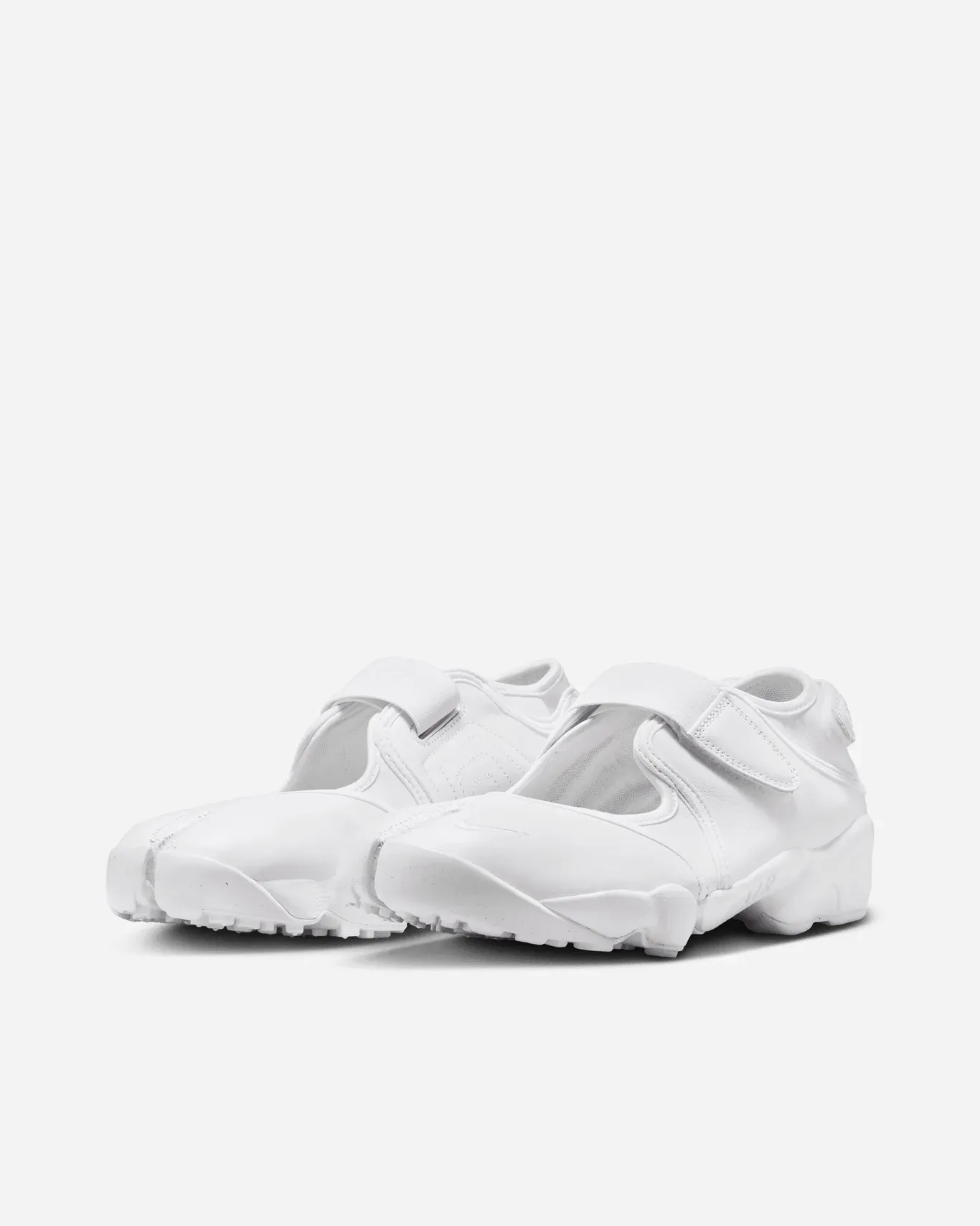 000000_Nike-Air-Rift_WHITE_HM5737-100_img1